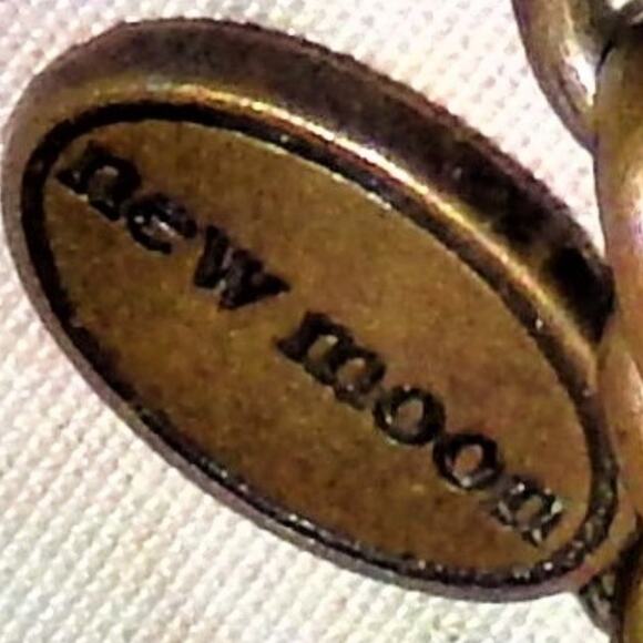 Rare Twilight Saga New Moon Wolf Pack Tattoo Key Chain/Bag Clip - Picture 5 of 12